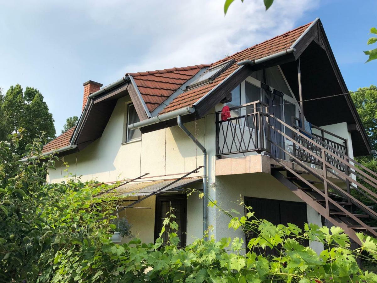 Liget Apartman Balatonföldvár Eksteriør bilde